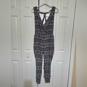 Ann Taylor LOFT Black and White Patterned Jumpsuit Size XS